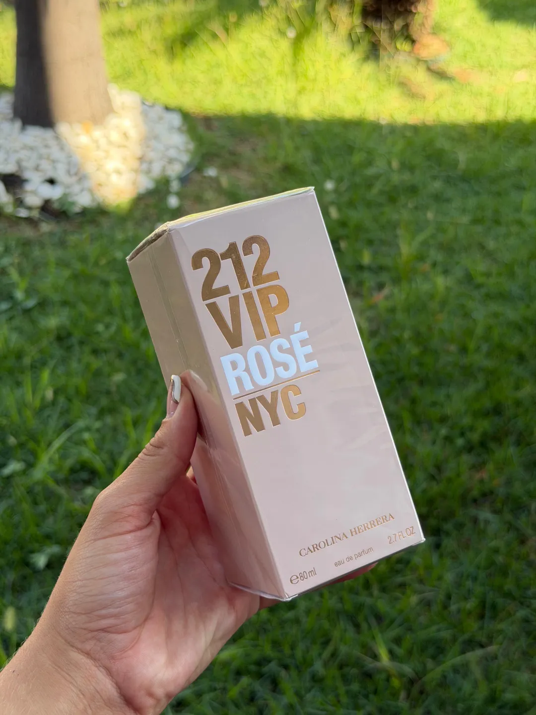 Perfume 212 VIP Rosé NYC Carolina Herrera 80ml 1
