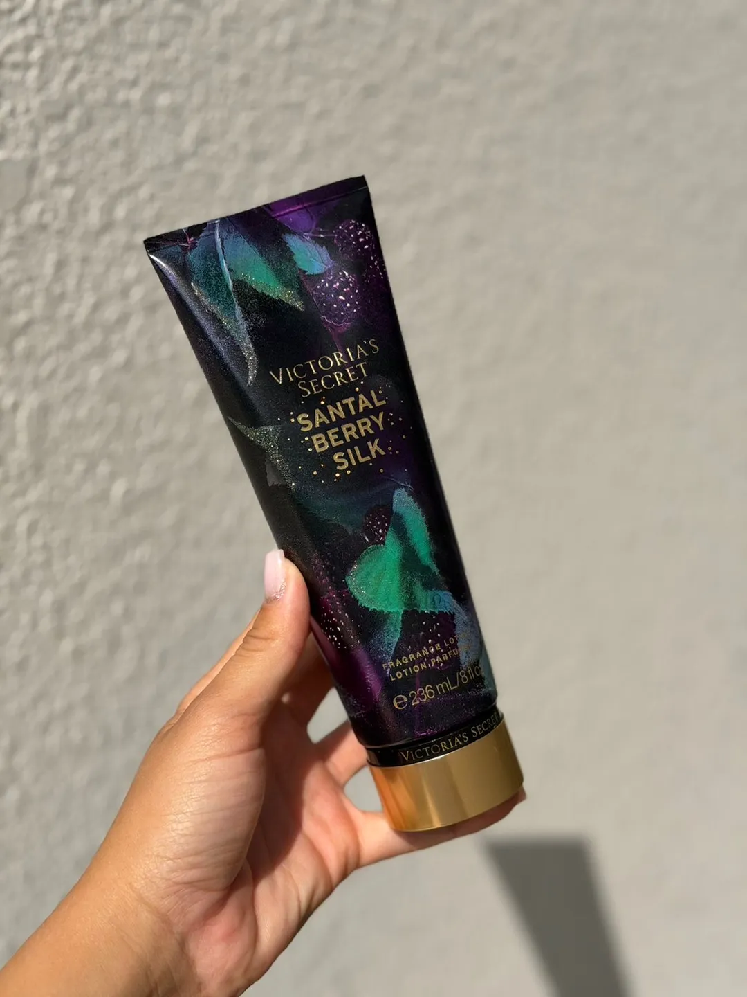 Loção Hidratante Victoria's Secret Santal Berry Silk 236ml 1