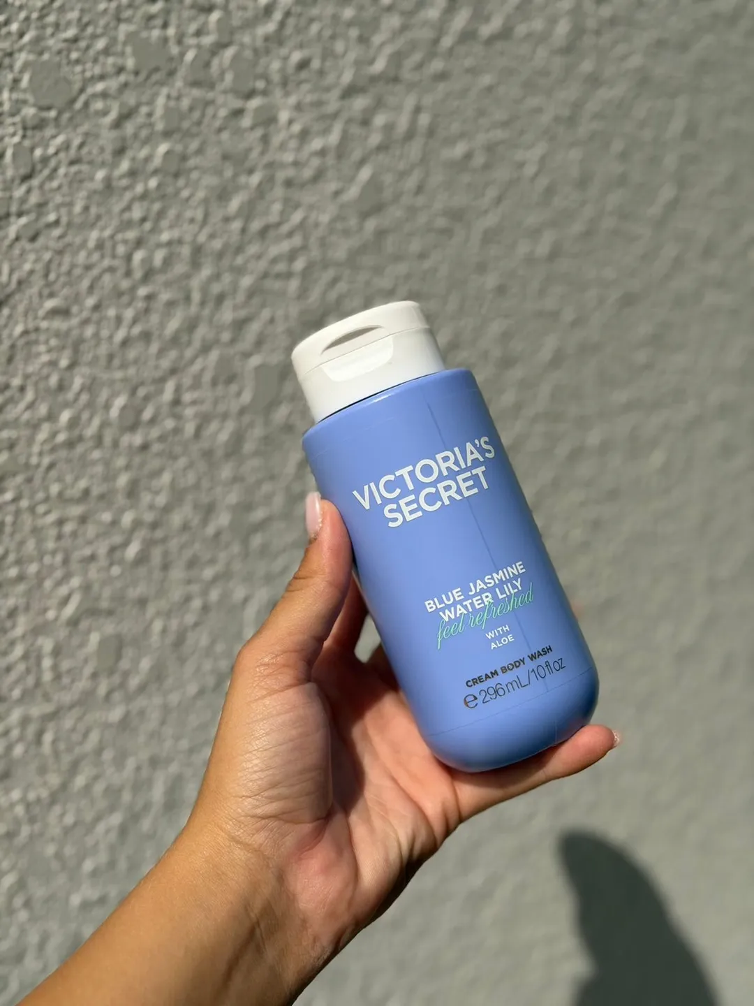 Sabonete Líquido Victoria's Secret Blue Jasmine & Water Lily 296ml 1