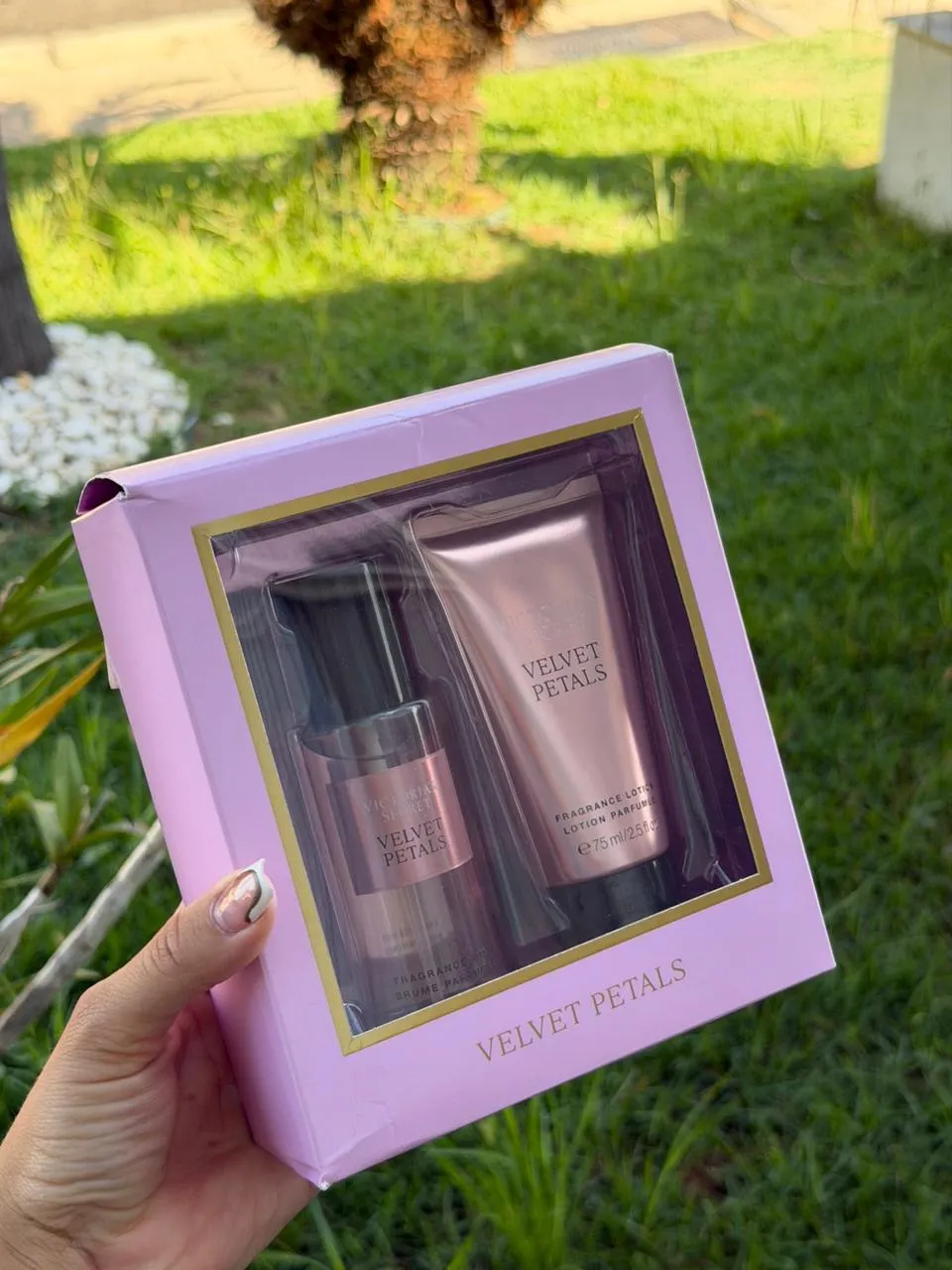 Kit Victoria's Secret Velvet Petals Mini Mist e Lotion Duo 1