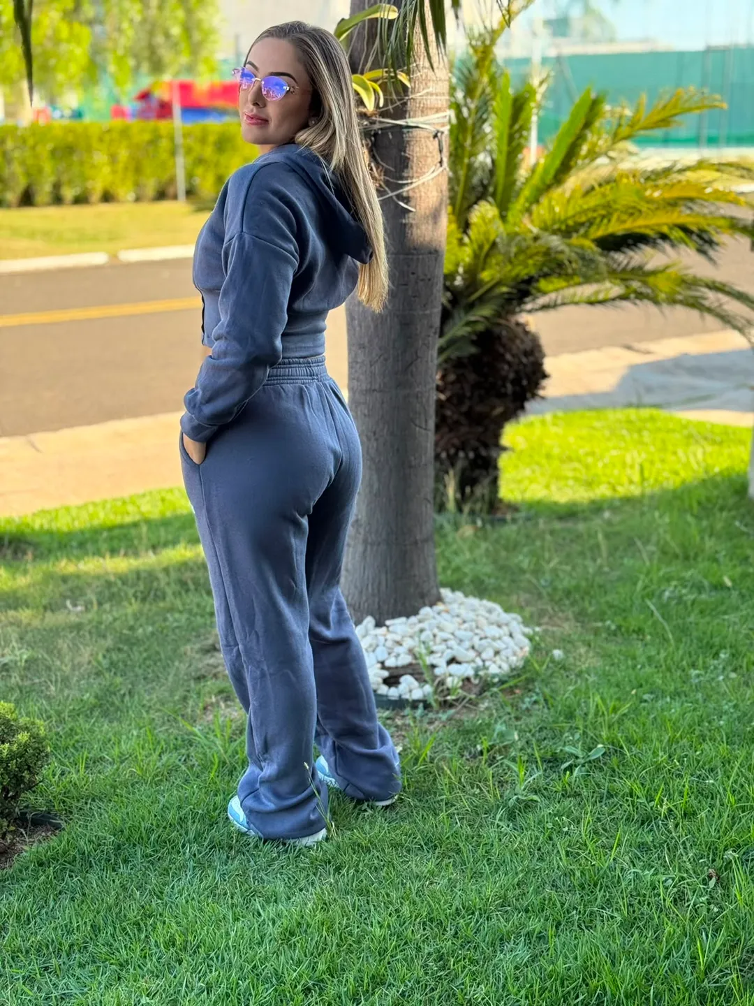 Conjunto Moletom Maria Gueixa Calça + Casaco 2