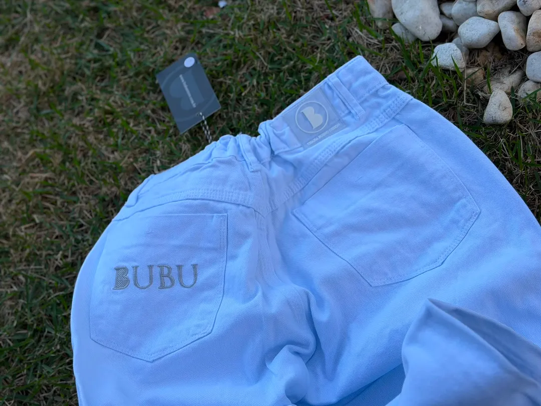 Calça Jeans Branca Wide Legue Bordado Bubu 2
